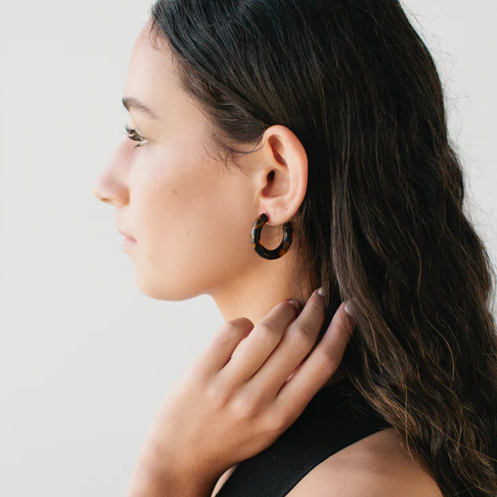 baby bold hoops | pearly | sophie