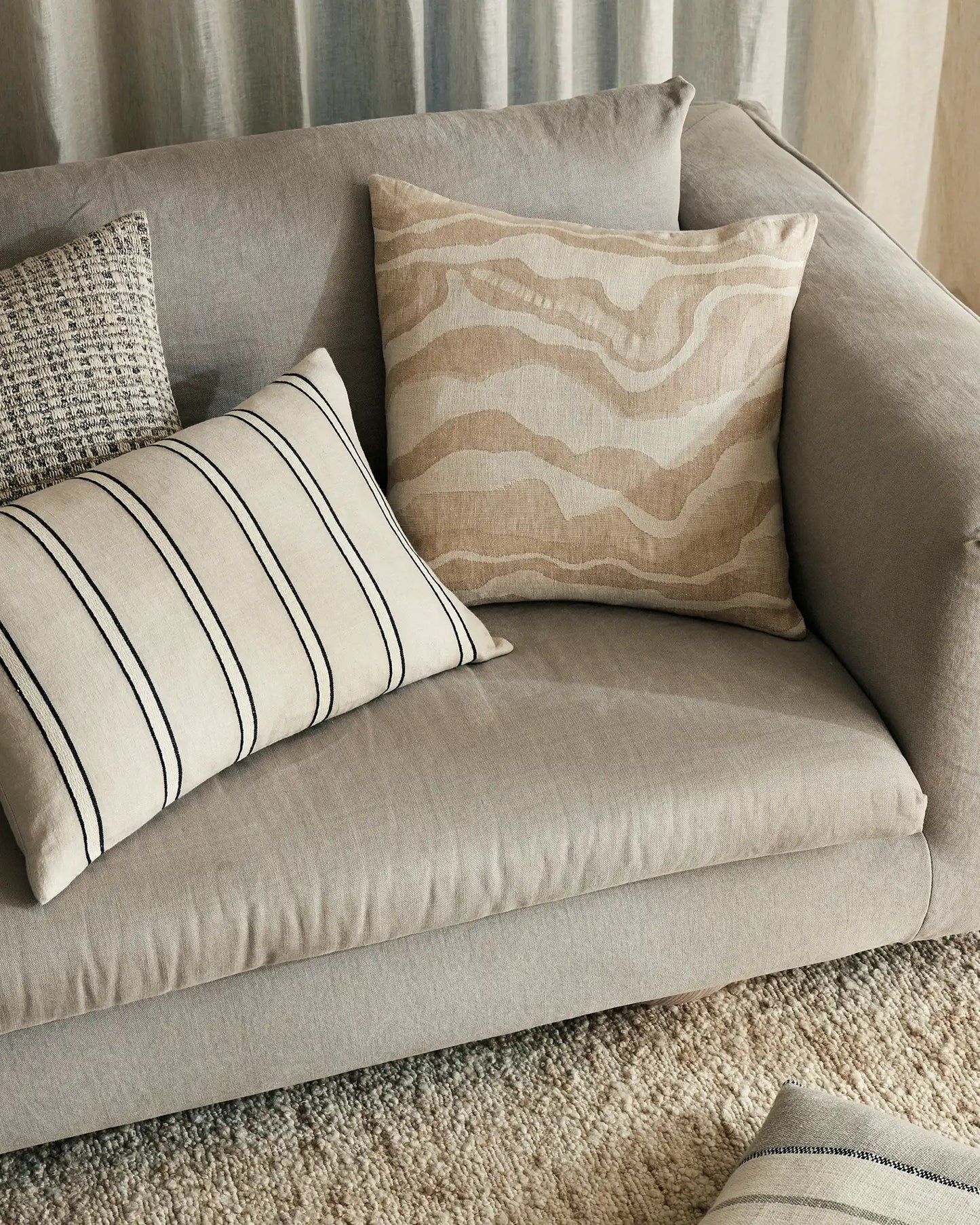 vinnie cushion 40x60 | natural | weave home