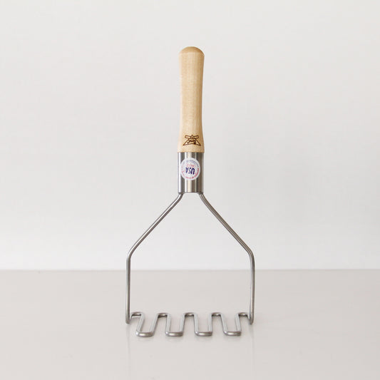 classic masher | wooden handle